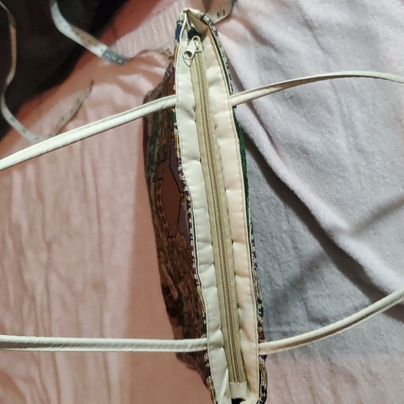 Jerusalem Camel Tapestry Tote Bag w/Bottom Zipper Extension-Dual Design - Picture 12 of 14